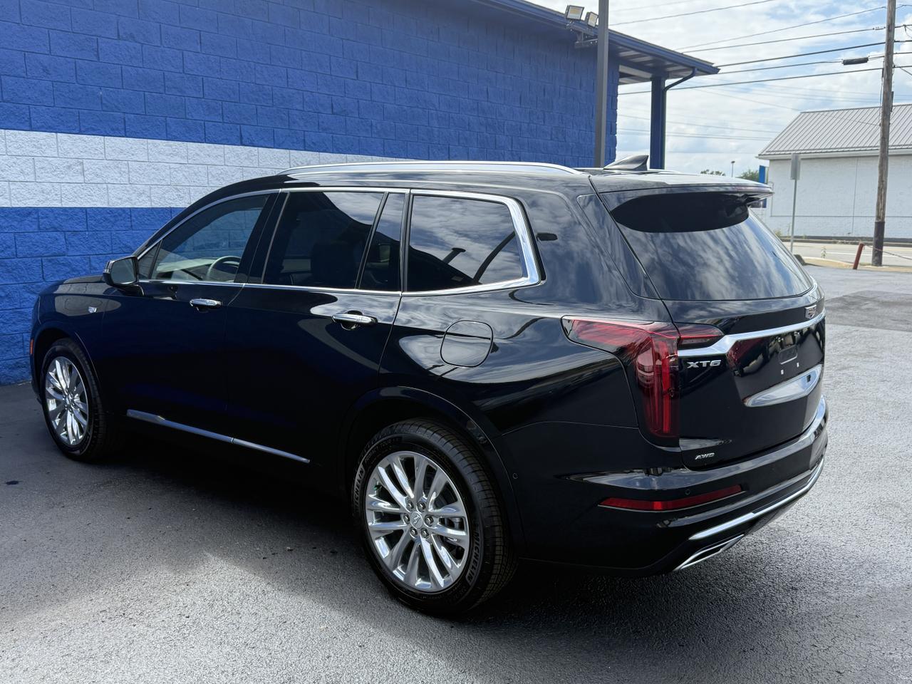 2025 Cadillac XT6 Premium Luxury Connellsville PA