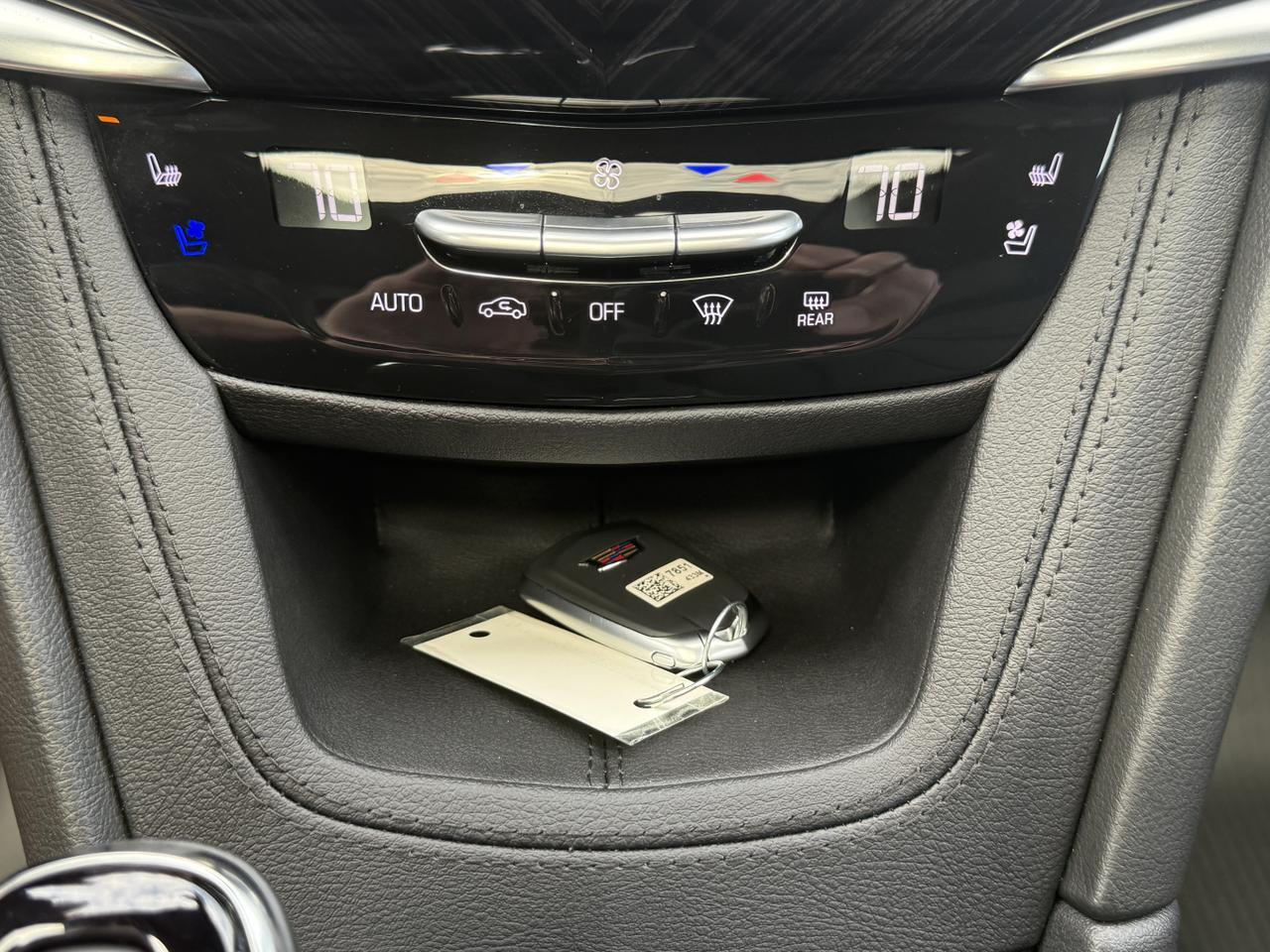 2025 Cadillac XT6 Premium Luxury Connellsville PA