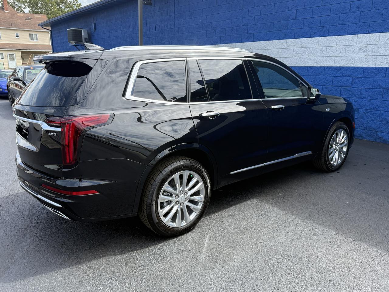 2025 Cadillac XT6 Premium Luxury Connellsville PA