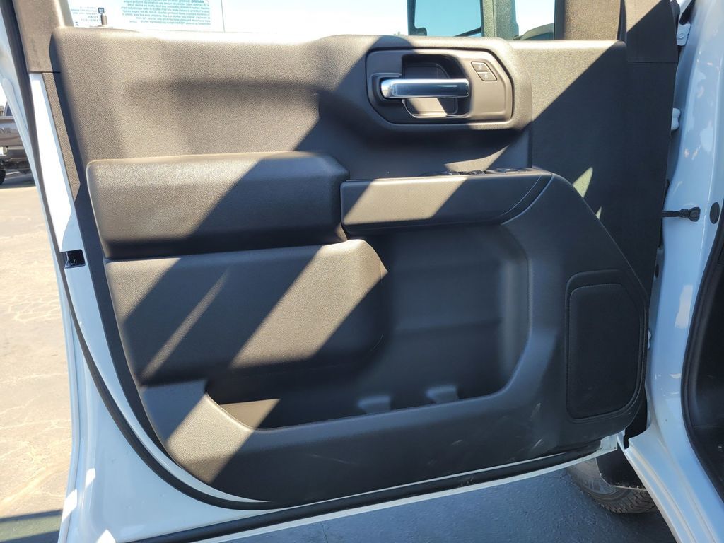 2025 Chevrolet 3500 Crew Cab 4WD, 60" CA, Diesel, DRW, WT, 10' Royal Alum Contractor Body Roseville CA