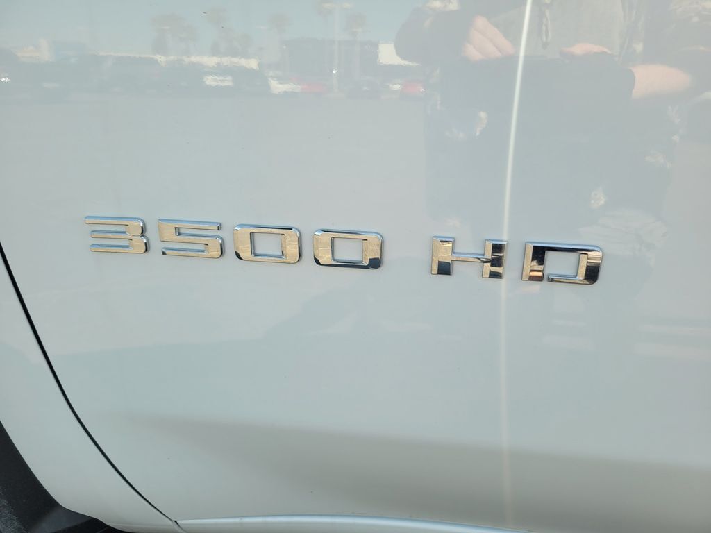 2025 Chevrolet 3500 Crew Cab 4WD, 60" CA, Diesel, DRW, WT, 10' Royal Alum Contractor Body Roseville CA