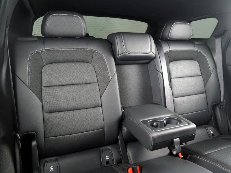 2025 Chevrolet Blazer EV LT AWD *COMFORT & CONVENIENCE PKG, NAVIGATION, ADAPTIVE CRUISE, SAFETY ALERTS, 360 VIEW CAMERAS, 17.7 INCH DISPLAY, PANORAMA MOONROOF, HEATED SEATS/STEERING, POWER LIFTGATE, REMOTE START, WIRELESS CHARGING Round Rock TX