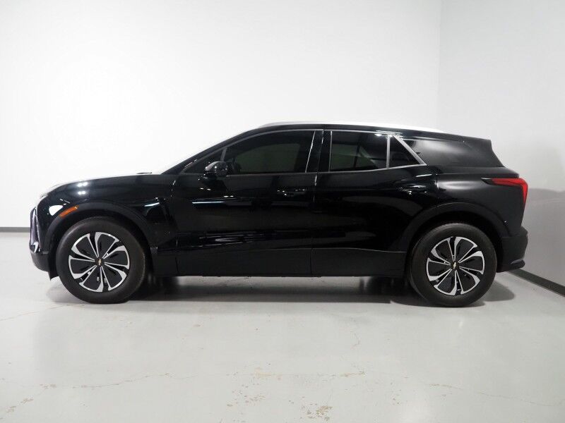2025 Chevrolet Blazer EV LT AWD *COMFORT & CONVENIENCE PKG, NAVIGATION, ADAPTIVE CRUISE, SAFETY ALERTS, 360 VIEW CAMERAS, 17.7 INCH DISPLAY, PANORAMA MOONROOF, HEATED SEATS/STEERING, POWER LIFTGATE, REMOTE START, WIRELESS CHARGING Round Rock TX