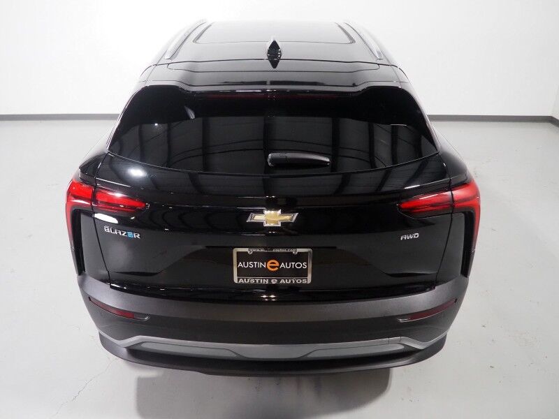 2025 Chevrolet Blazer EV LT AWD *COMFORT & CONVENIENCE PKG, NAVIGATION, ADAPTIVE CRUISE, SAFETY ALERTS, 360 VIEW CAMERAS, 17.7 INCH DISPLAY, PANORAMA MOONROOF, HEATED SEATS/STEERING, POWER LIFTGATE, REMOTE START, WIRELESS CHARGING Round Rock TX