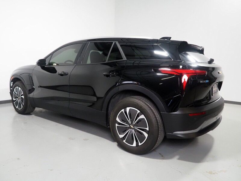 2025 Chevrolet Blazer EV LT AWD *COMFORT & CONVENIENCE PKG, NAVIGATION, ADAPTIVE CRUISE, SAFETY ALERTS, 360 VIEW CAMERAS, 17.7 INCH DISPLAY, PANORAMA MOONROOF, HEATED SEATS/STEERING, POWER LIFTGATE, REMOTE START, WIRELESS CHARGING Round Rock TX