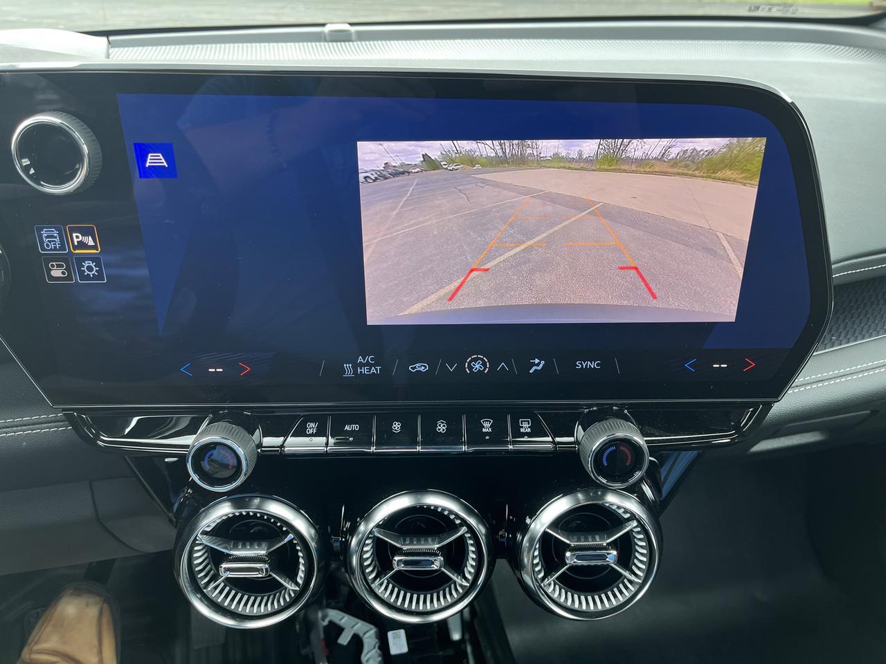 2025 Chevrolet Blazer EV Police AWD 102KWH BatteryRatedEnergy 190KW DC FastCharge w/Dual-LevelChargeCord RemoteKeylessEntry Saukville WI