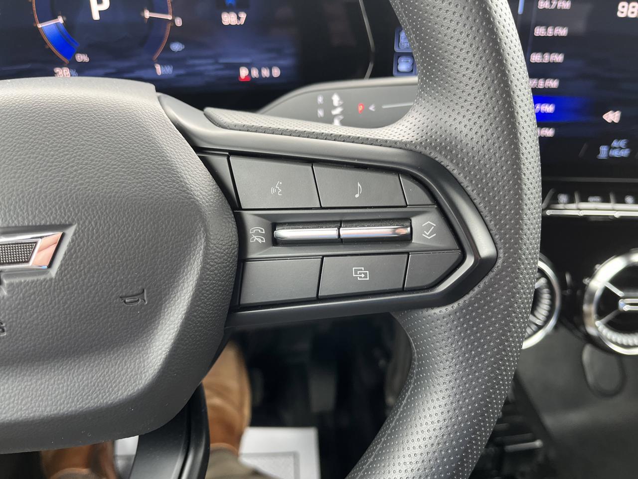 2025 Chevrolet Blazer EV Police AWD 102KWH BatteryRatedEnergy 190KW DC FastCharge w/Dual-LevelChargeCord RemoteKeylessEntry Saukville WI