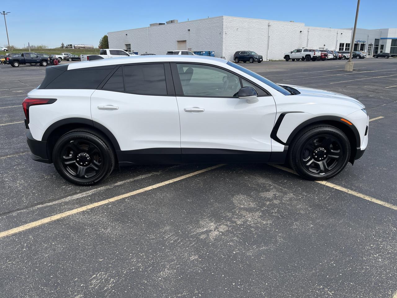 2025 Chevrolet Blazer EV Police AWD 102KWH BatteryRatedEnergy 190KW DC FastCharge w/Dual-LevelChargeCord RemoteKeylessEntry Saukville WI