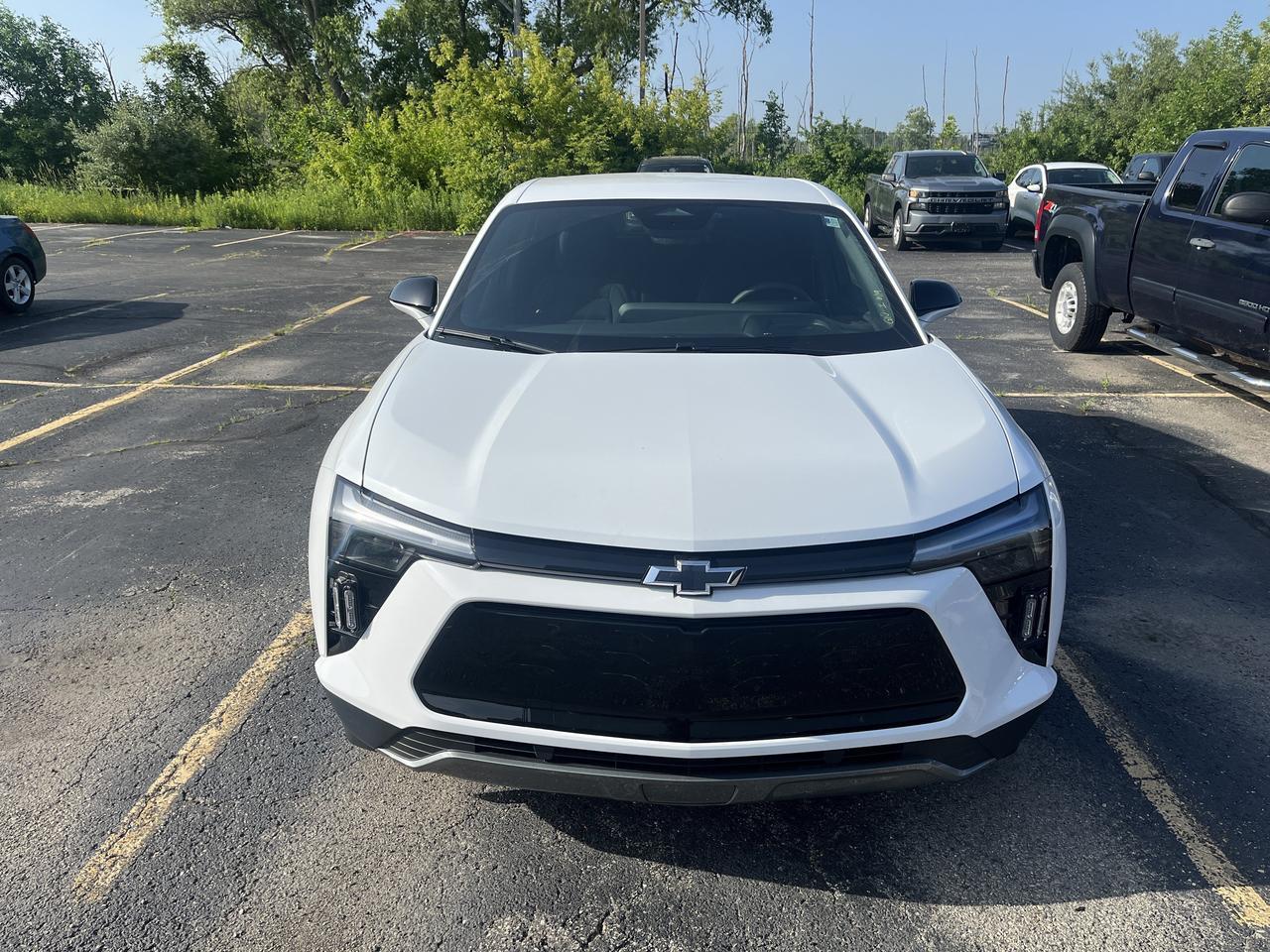 2025 Chevrolet Blazer EV Police eAWD w/DualLevelChargeCord RemoteStart HD-RearCamera