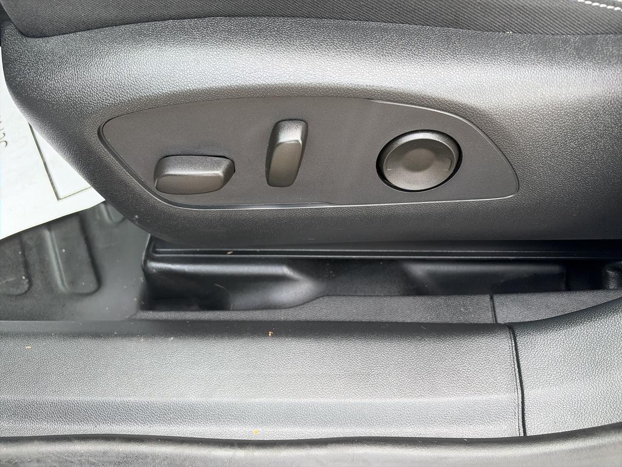 2025 Chevrolet Blazer EV Police eAWD w/DualLevelChargeCord RemoteStart HD-RearCamera Saukville WI