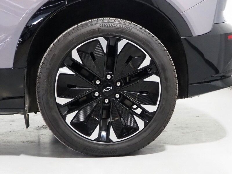 2025 Chevrolet Blazer EV RS AWD *NAVIGATION, ADAPTIVE CRUISE, SAFETY ALERTS, 360 VIEW CAMERAS, 17.7 INCH TOUCHSCREEN, CLIMATE SEATS, HEATED STEERING, POWER LIFTGATE, REMOTE START, 21 INCH WHEELS, WIRELESS CHARGING Round Rock TX