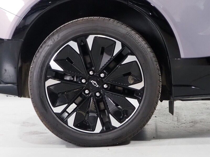 2025 Chevrolet Blazer EV RS AWD *NAVIGATION, ADAPTIVE CRUISE, SAFETY ALERTS, 360 VIEW CAMERAS, 17.7 INCH TOUCHSCREEN, CLIMATE SEATS, HEATED STEERING, POWER LIFTGATE, REMOTE START, 21 INCH WHEELS, WIRELESS CHARGING Round Rock TX