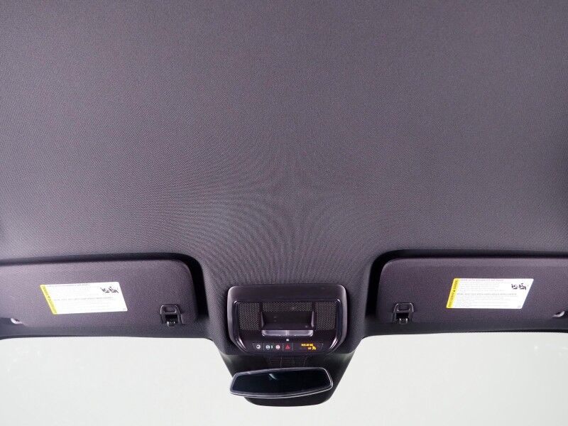 2025 Chevrolet Blazer EV RS AWD *NAVIGATION, ADAPTIVE CRUISE, SAFETY ALERTS, 360 VIEW CAMERAS, 17.7 INCH TOUCHSCREEN, CLIMATE SEATS, HEATED STEERING, POWER LIFTGATE, REMOTE START, 21 INCH WHEELS, WIRELESS CHARGING Round Rock TX