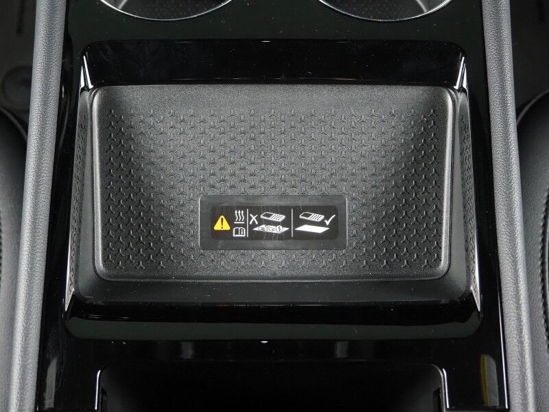 2025 Chevrolet Blazer EV RS AWD *NAVIGATION, ADAPTIVE CRUISE, SAFETY ALERTS, 360 VIEW CAMERAS, 17.7 INCH TOUCHSCREEN, CLIMATE SEATS, HEATED STEERING, POWER LIFTGATE, REMOTE START, 21 INCH WHEELS, WIRELESS CHARGING Round Rock TX