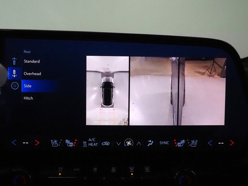 2025 Chevrolet Blazer EV RS AWD *NAVIGATION, ADAPTIVE CRUISE, SAFETY ALERTS, 360 VIEW CAMERAS, 17.7 INCH TOUCHSCREEN, CLIMATE SEATS, HEATED STEERING, POWER LIFTGATE, REMOTE START, 21 INCH WHEELS, WIRELESS CHARGING Round Rock TX