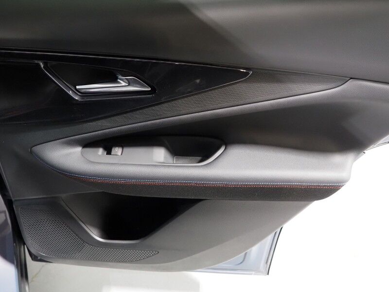 2025 Chevrolet Blazer EV RS AWD *NAVIGATION, ADAPTIVE CRUISE, SAFETY ALERTS, 360 VIEW CAMERAS, 17.7 INCH TOUCHSCREEN, CLIMATE SEATS, HEATED STEERING, POWER LIFTGATE, REMOTE START, 21 INCH WHEELS, WIRELESS CHARGING Round Rock TX