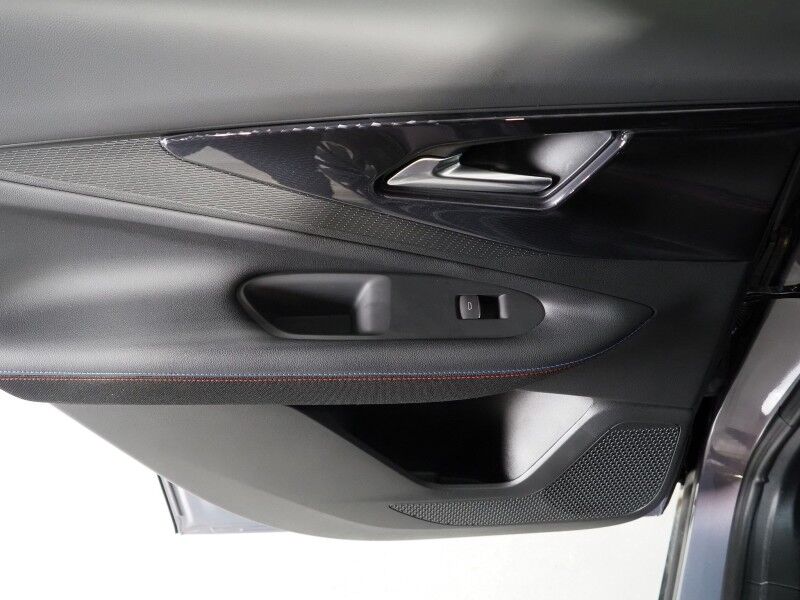 2025 Chevrolet Blazer EV RS AWD *NAVIGATION, ADAPTIVE CRUISE, SAFETY ALERTS, 360 VIEW CAMERAS, 17.7 INCH TOUCHSCREEN, CLIMATE SEATS, HEATED STEERING, POWER LIFTGATE, REMOTE START, 21 INCH WHEELS, WIRELESS CHARGING Round Rock TX