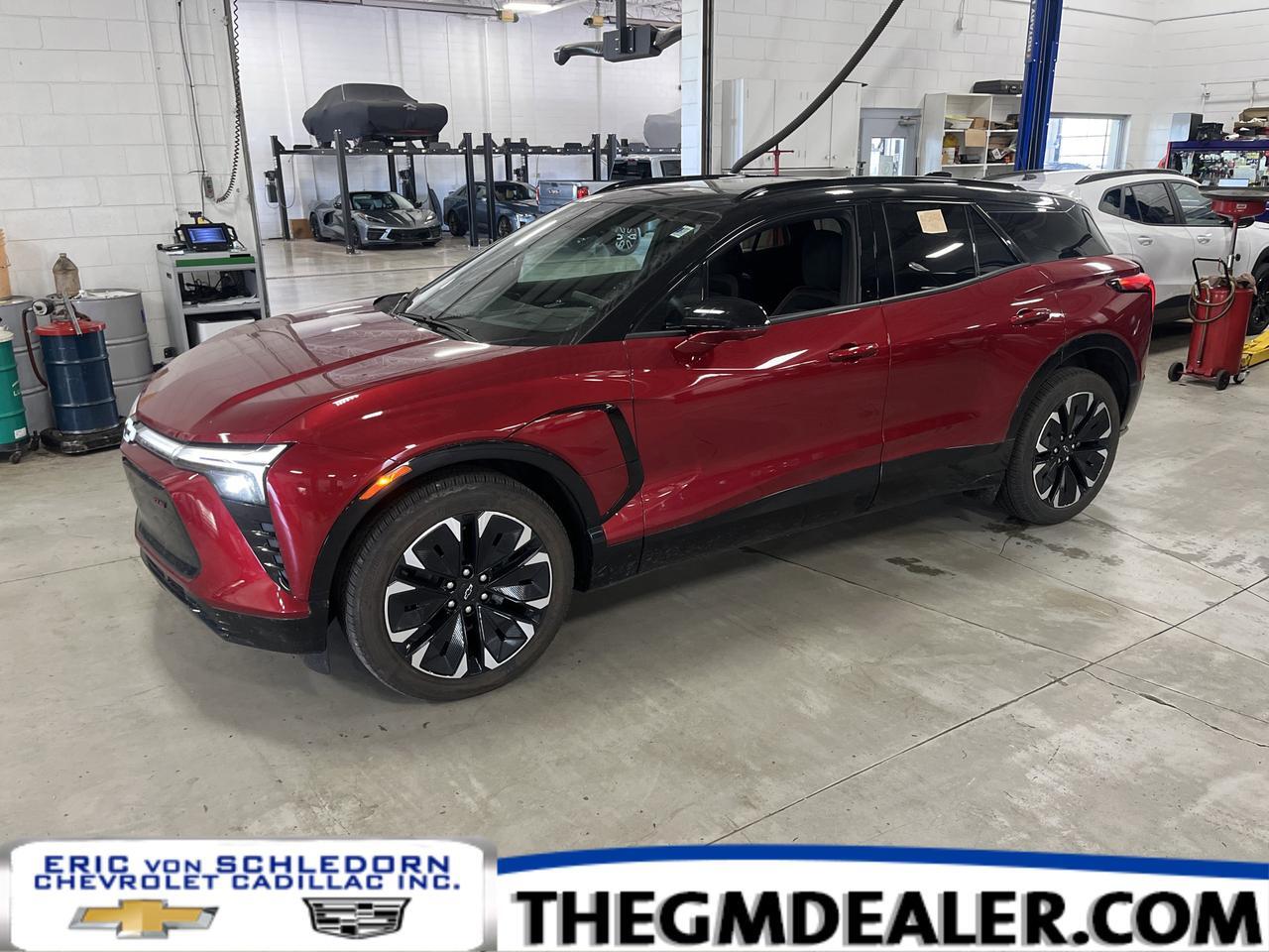 2025 Chevrolet Blazer EV RS eAWD Conv&DrvrConfPkg w/AdptvCrz Sunroof HtdSteeringWheel HD-SurroundVision