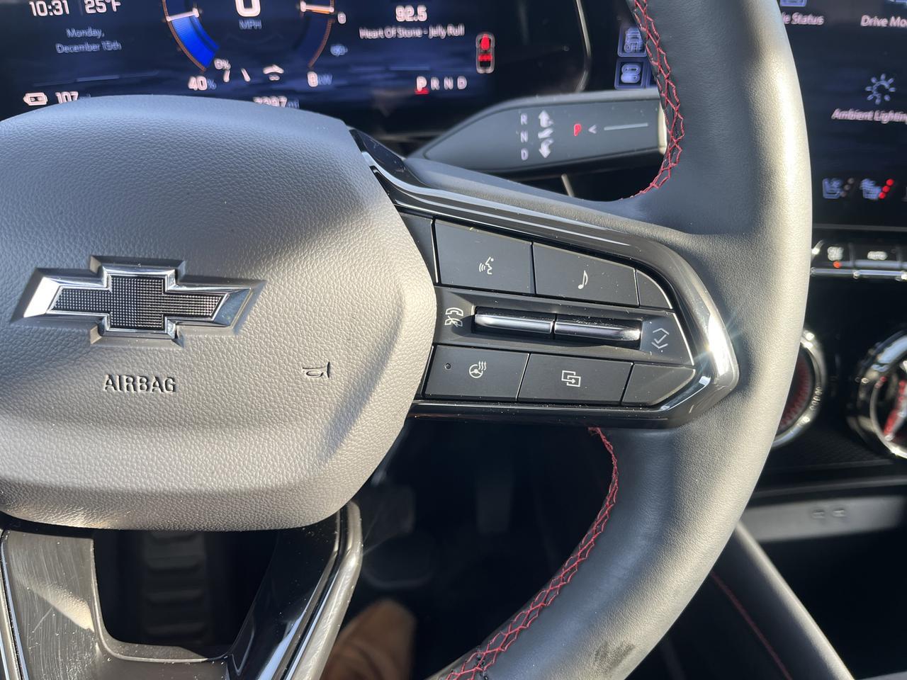 2025 Chevrolet Blazer EV RS eAWD w/Dual-LevelChargeCord 21s AdptvCrz HtdCldMemLthr HD-SrrndVsn Saukville WI