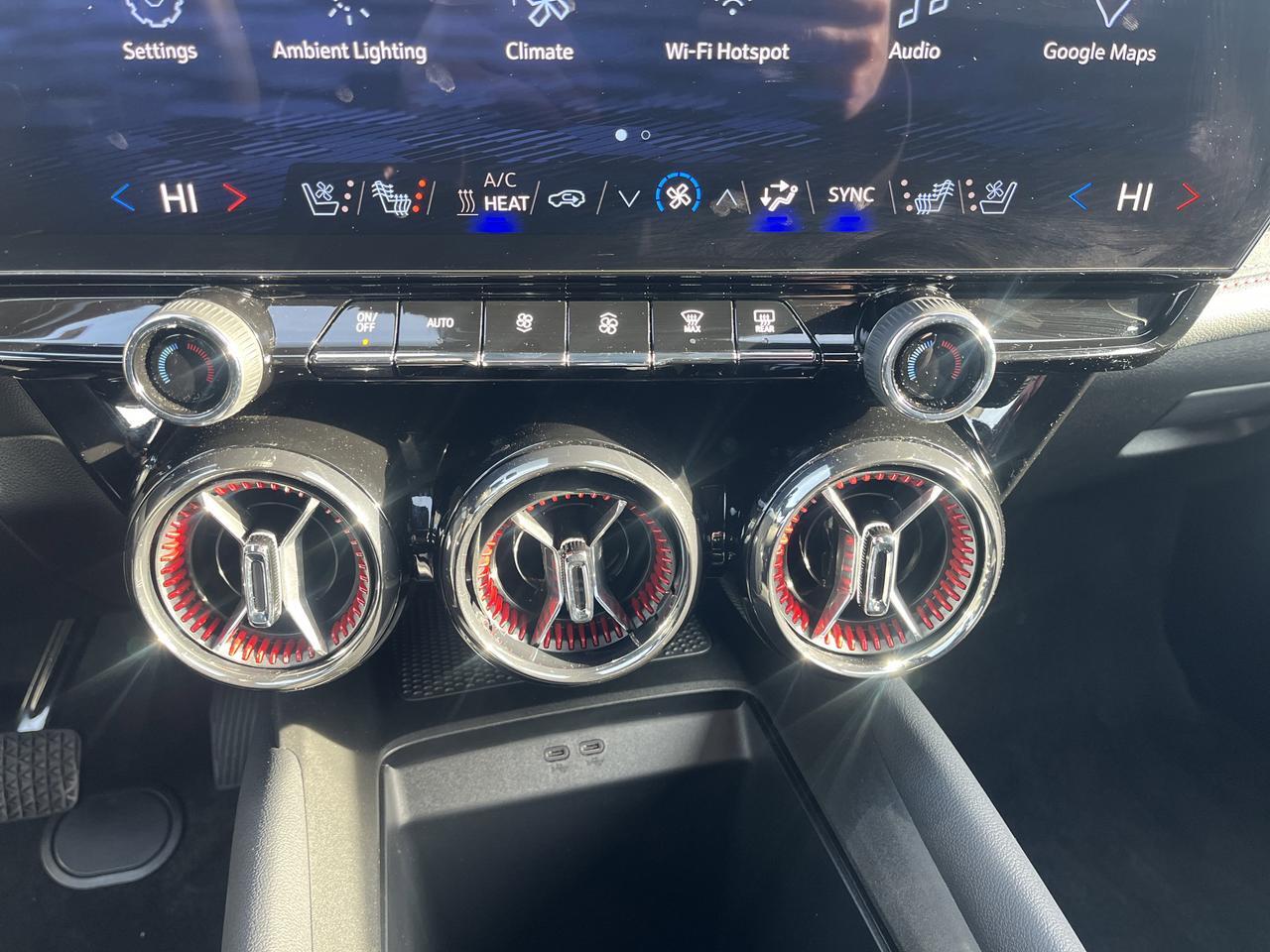 2025 Chevrolet Blazer EV RS eAWD w/Dual-LevelChargeCord 21s AdptvCrz HtdCldMemLthr HD-SrrndVsn Saukville WI