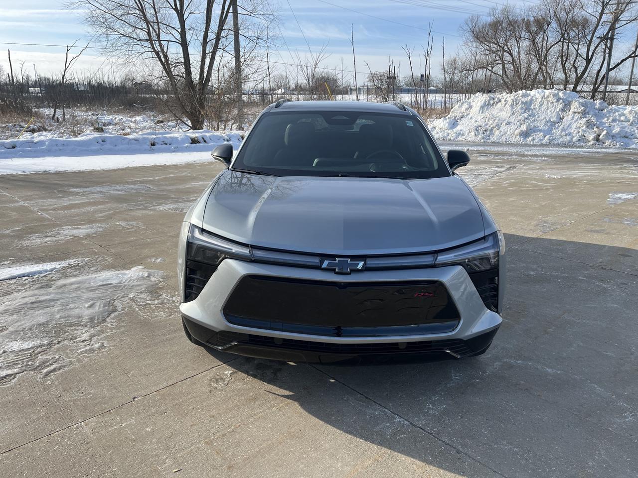 2025 Chevrolet Blazer EV RS eAWD w/Dual-LevelChargeCord 21s AdptvCrz HtdCldMemLthr HD-SrrndVsn