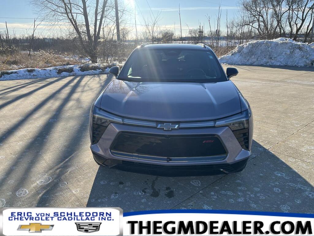 2025 Chevrolet Blazer EV RS eAWD w/Dual-LevelChargeCord 21s AdptvCrz HtdCldMemLthr HD-SrrndVsn Milwaukee WI
