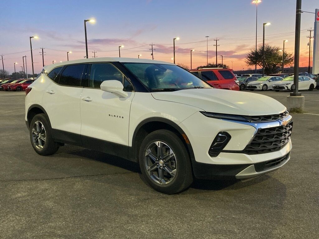 2025 Chevrolet Blazer LT
