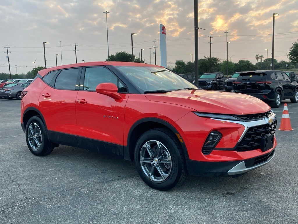 2025 Chevrolet Blazer LT