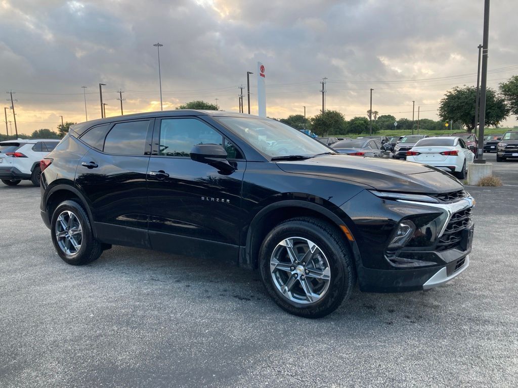 2025 Chevrolet Blazer LT