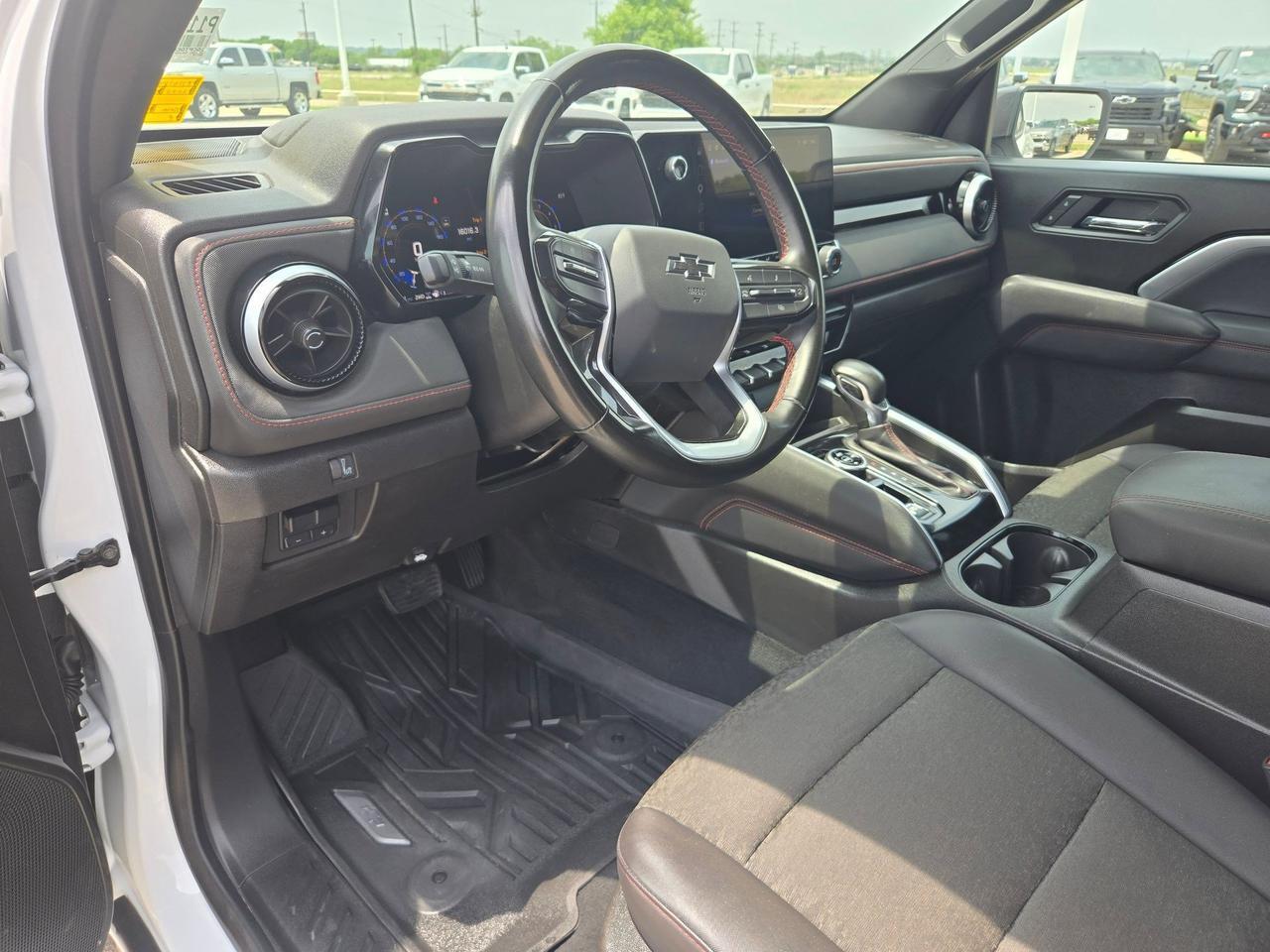 2025 Chevrolet Colorado 4WD Z71 Castroville TX