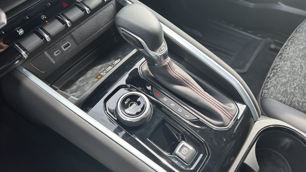 2025 Chevrolet Colorado 4WD Z71 Sherwood Park AB