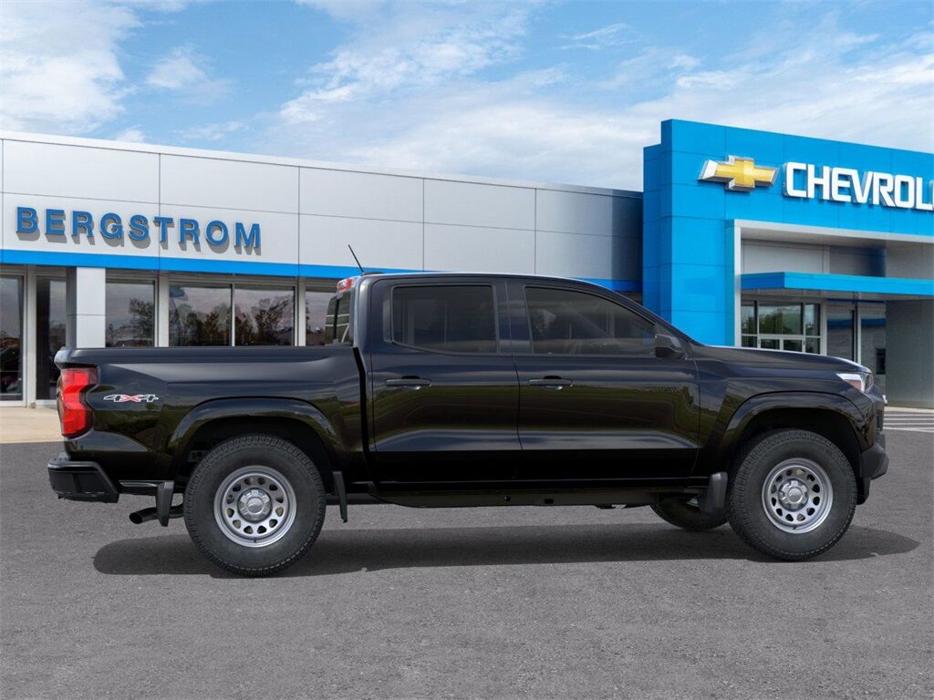 2025 Chevrolet Colorado Work Truck Green Bay WI
