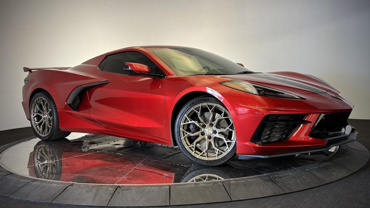 2025 Chevrolet Corvette 2LT