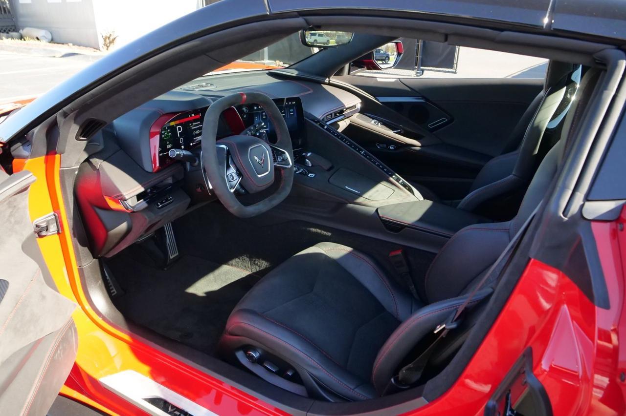 2025 Chevrolet Corvette 3LT / Z51 Performance Package / Front Lift Adjust! Lincolnton NC