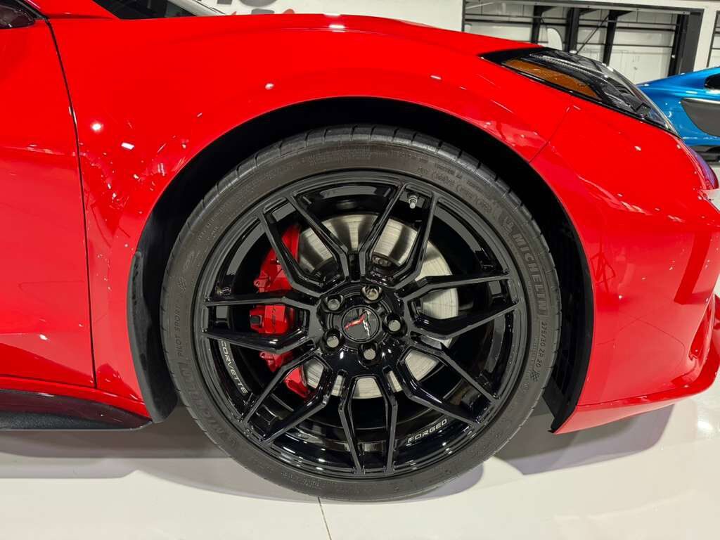 2025 Chevrolet Corvette 3LZ Torch Red paint, Jet Black interior, front lifter, Bose Performance Series audio AND MUCH MORE!! Fort Lauderdale FL