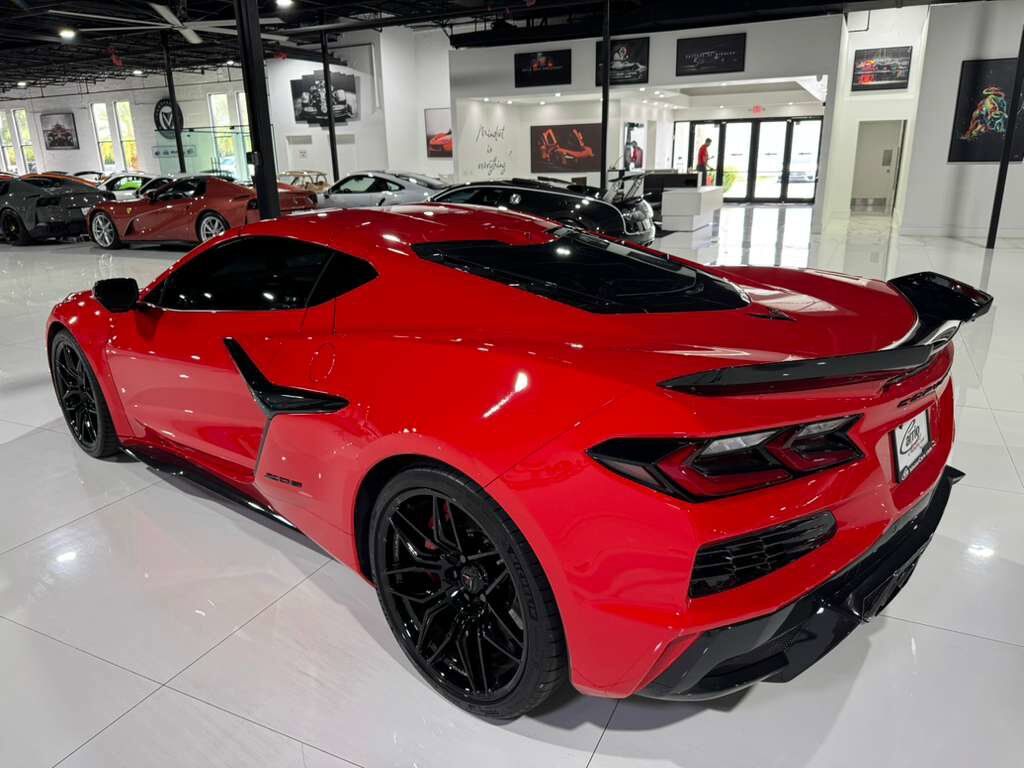 2025 Chevrolet Corvette 3LZ Torch Red paint, Jet Black interior, front lifter, Bose Performance Series audio AND MUCH MORE!! Fort Lauderdale FL