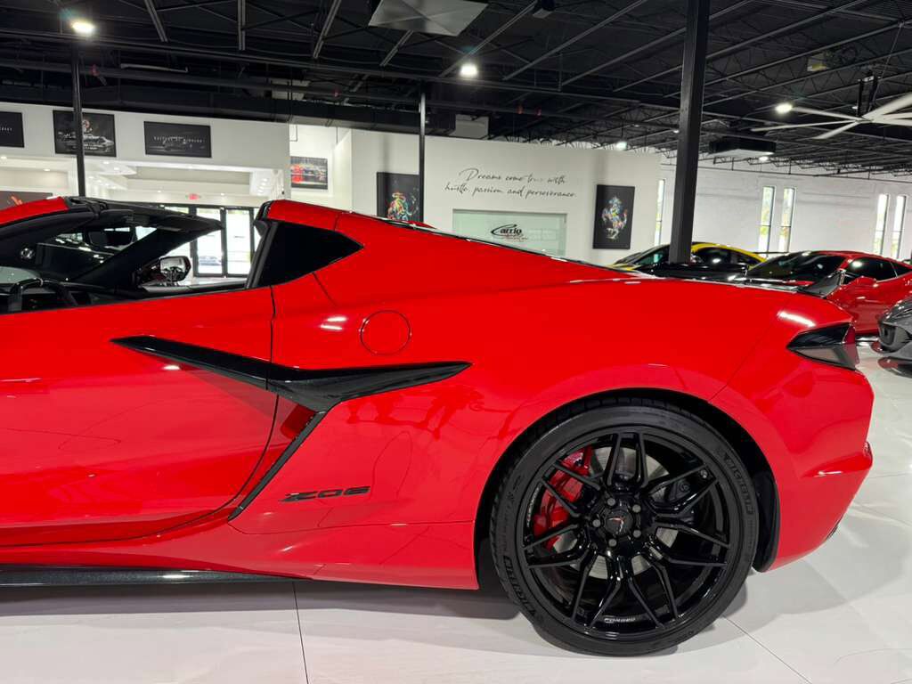 2025 Chevrolet Corvette 3LZ Torch Red paint, Jet Black interior, front lifter, Bose Performance Series audio AND MUCH MORE!! Fort Lauderdale FL