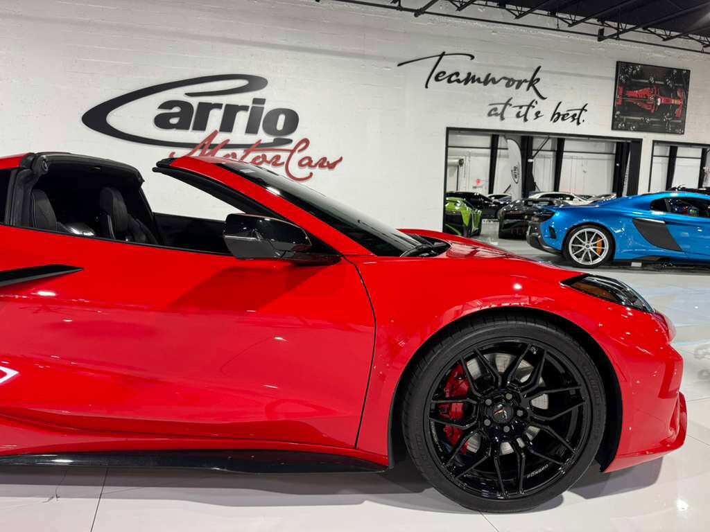 2025 Chevrolet Corvette 3LZ Torch Red paint, Jet Black interior, front lifter, Bose Performance Series audio AND MUCH MORE!! Fort Lauderdale FL