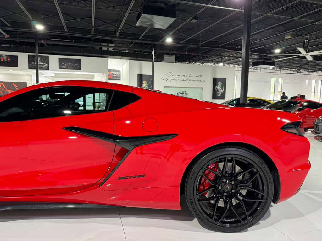 2025 Chevrolet Corvette 3LZ Torch Red paint, Jet Black interior, front lifter, Bose Performance Series audio AND MUCH MORE!! Fort Lauderdale FL