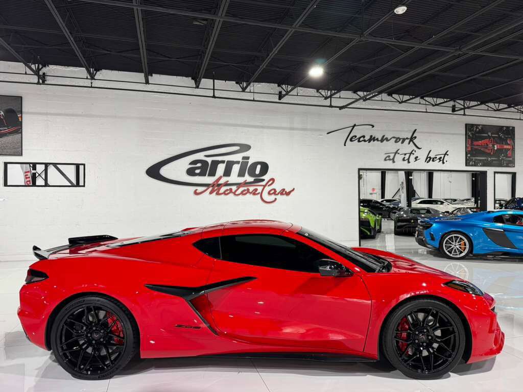 2025 Chevrolet Corvette 3LZ Torch Red paint, Jet Black interior, front lifter, Bose Performance Series audio AND MUCH MORE!! Fort Lauderdale FL