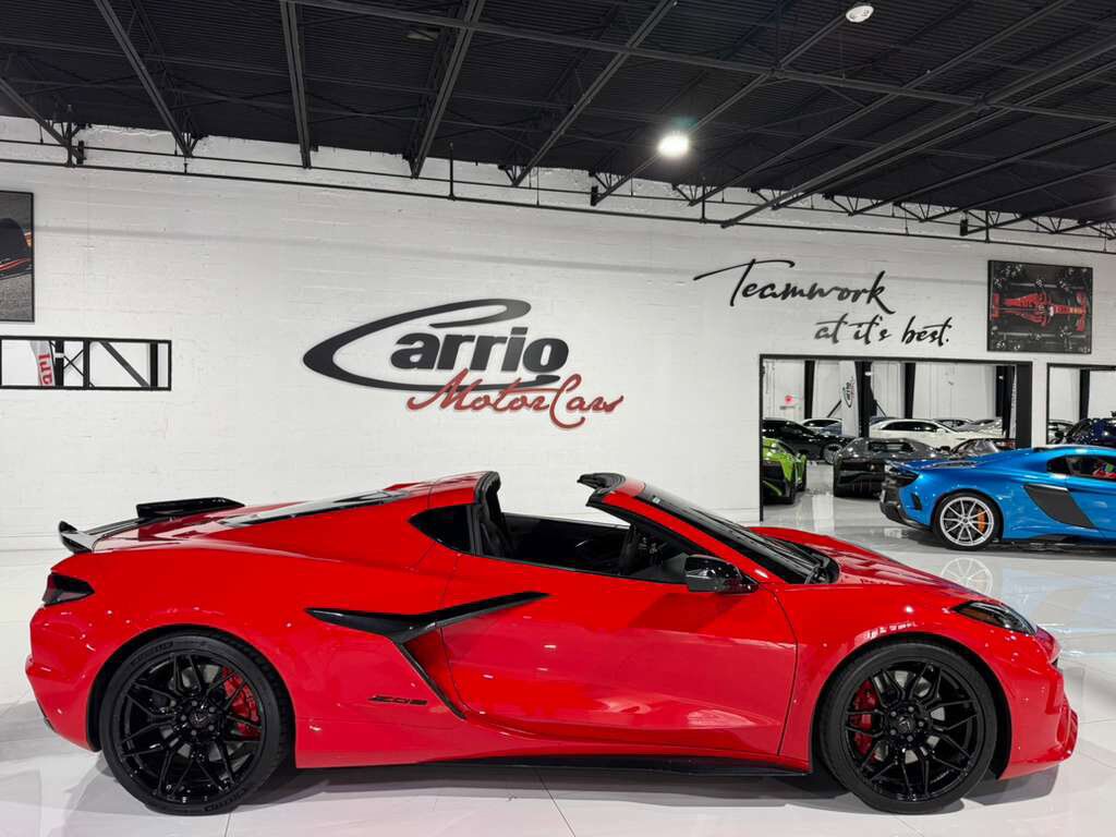 2025 Chevrolet Corvette 3LZ Torch Red paint, Jet Black interior, front lifter, Bose Performance Series audio AND MUCH MORE!! Fort Lauderdale FL