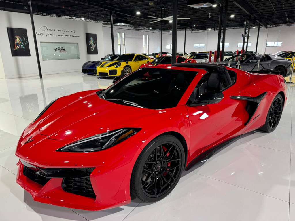 2025 Chevrolet Corvette 3LZ Torch Red paint, Jet Black interior, front lifter, Bose Performance Series audio AND MUCH MORE!! Fort Lauderdale FL