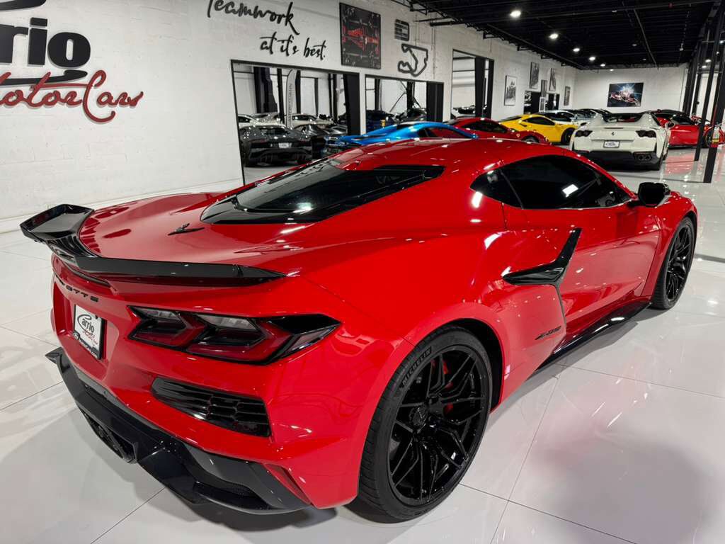 2025 Chevrolet Corvette 3LZ Torch Red paint, Jet Black interior, front lifter, Bose Performance Series audio AND MUCH MORE!! Fort Lauderdale FL