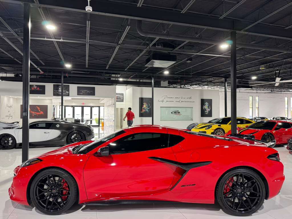 2025 Chevrolet Corvette 3LZ Torch Red paint, Jet Black interior, front lifter, Bose Performance Series audio AND MUCH MORE!! Fort Lauderdale FL
