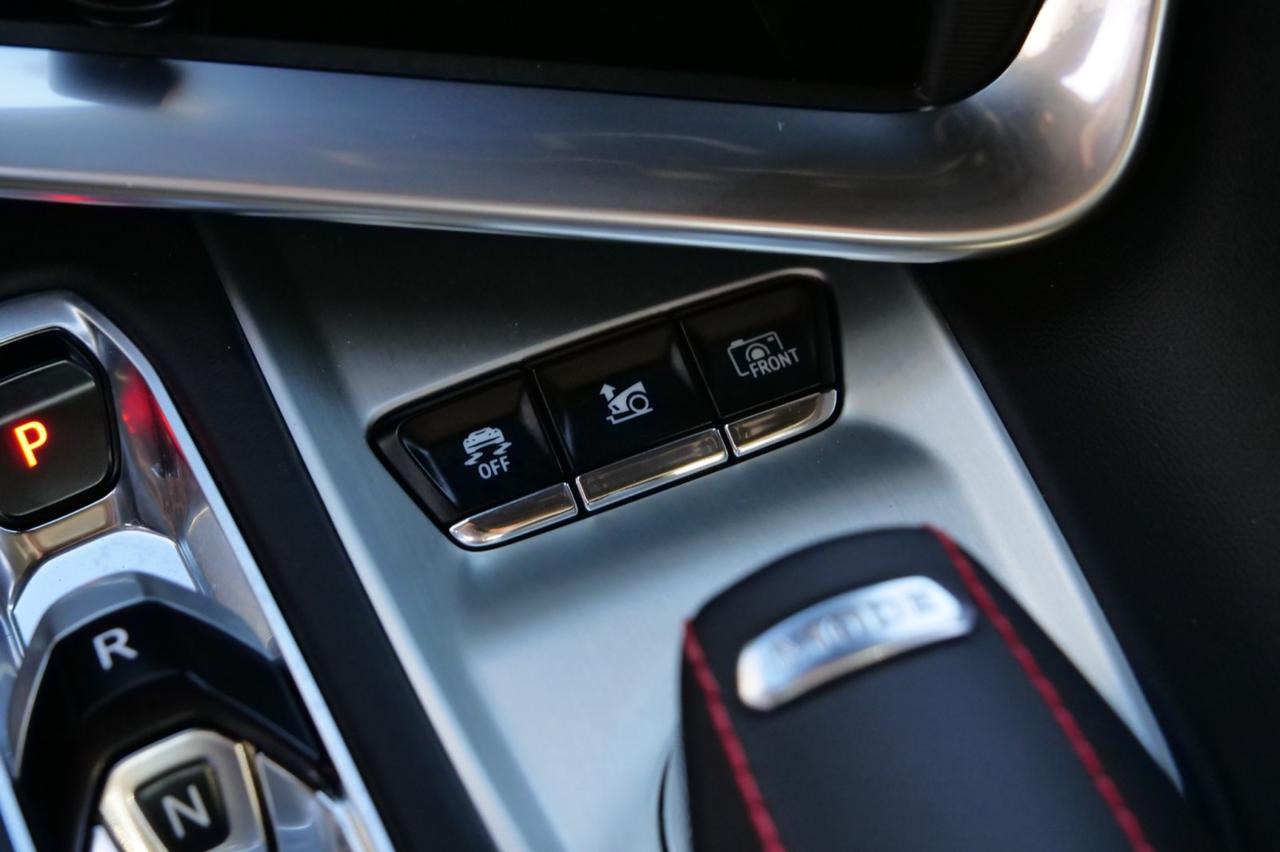 2025 Chevrolet Corvette E-RAY Convertible 3LZ / Carbon Ceramic Brakes / AWD! Lincolnton NC