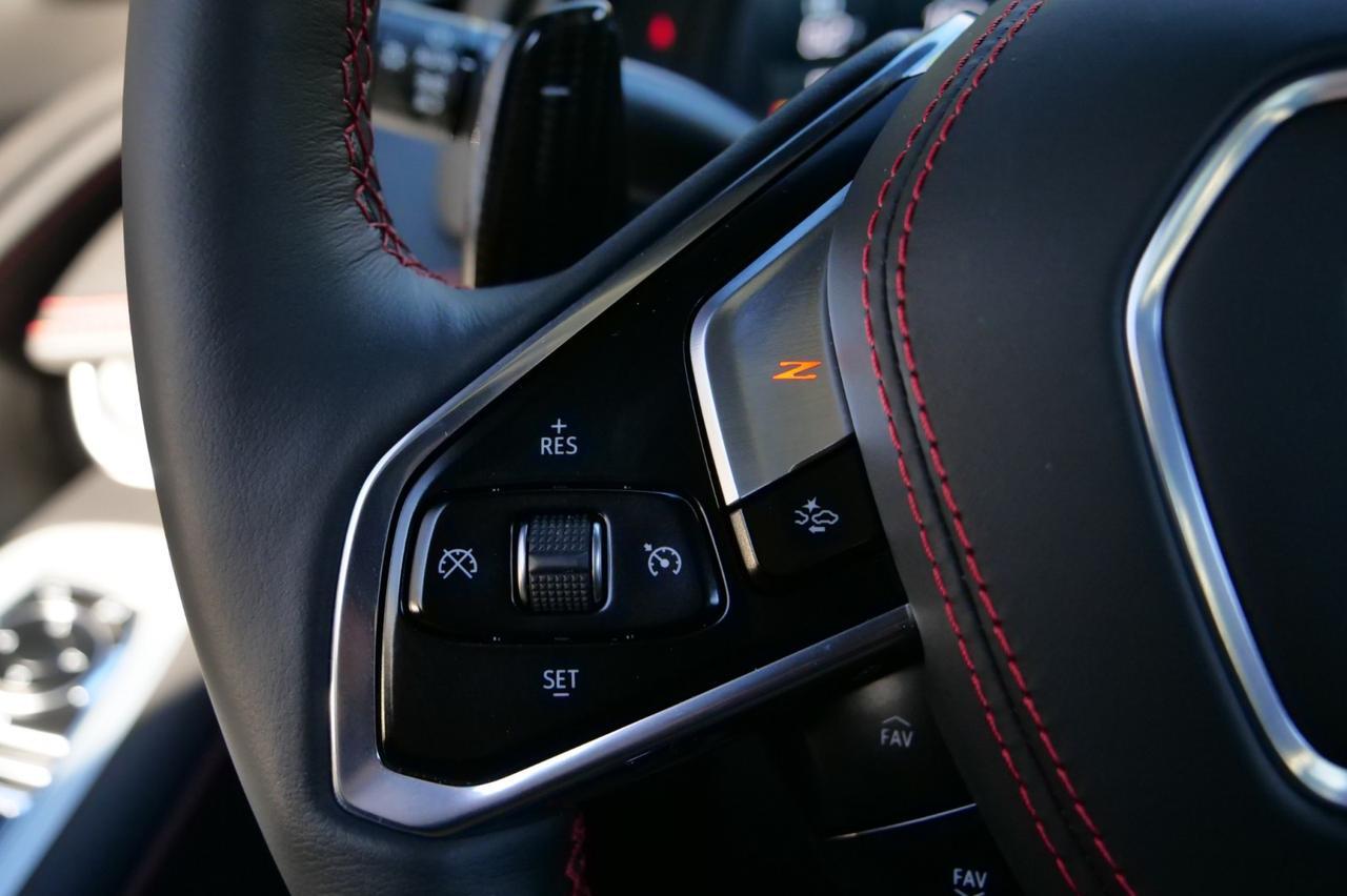 2025 Chevrolet Corvette E-RAY Convertible 3LZ / Carbon Ceramic Brakes / AWD! Lincolnton NC