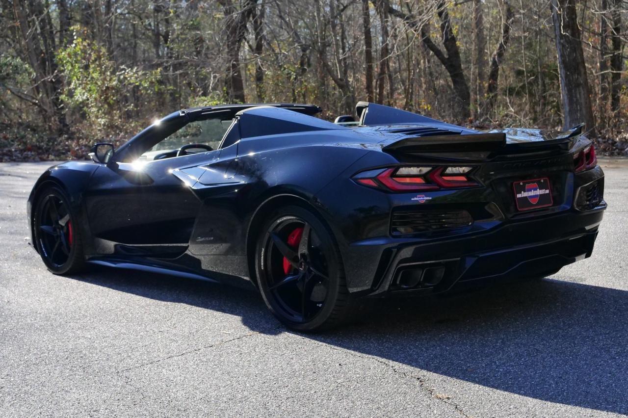 2025 Chevrolet Corvette E-RAY Convertible 3LZ / Carbon Ceramic Brakes / AWD! Lincolnton NC