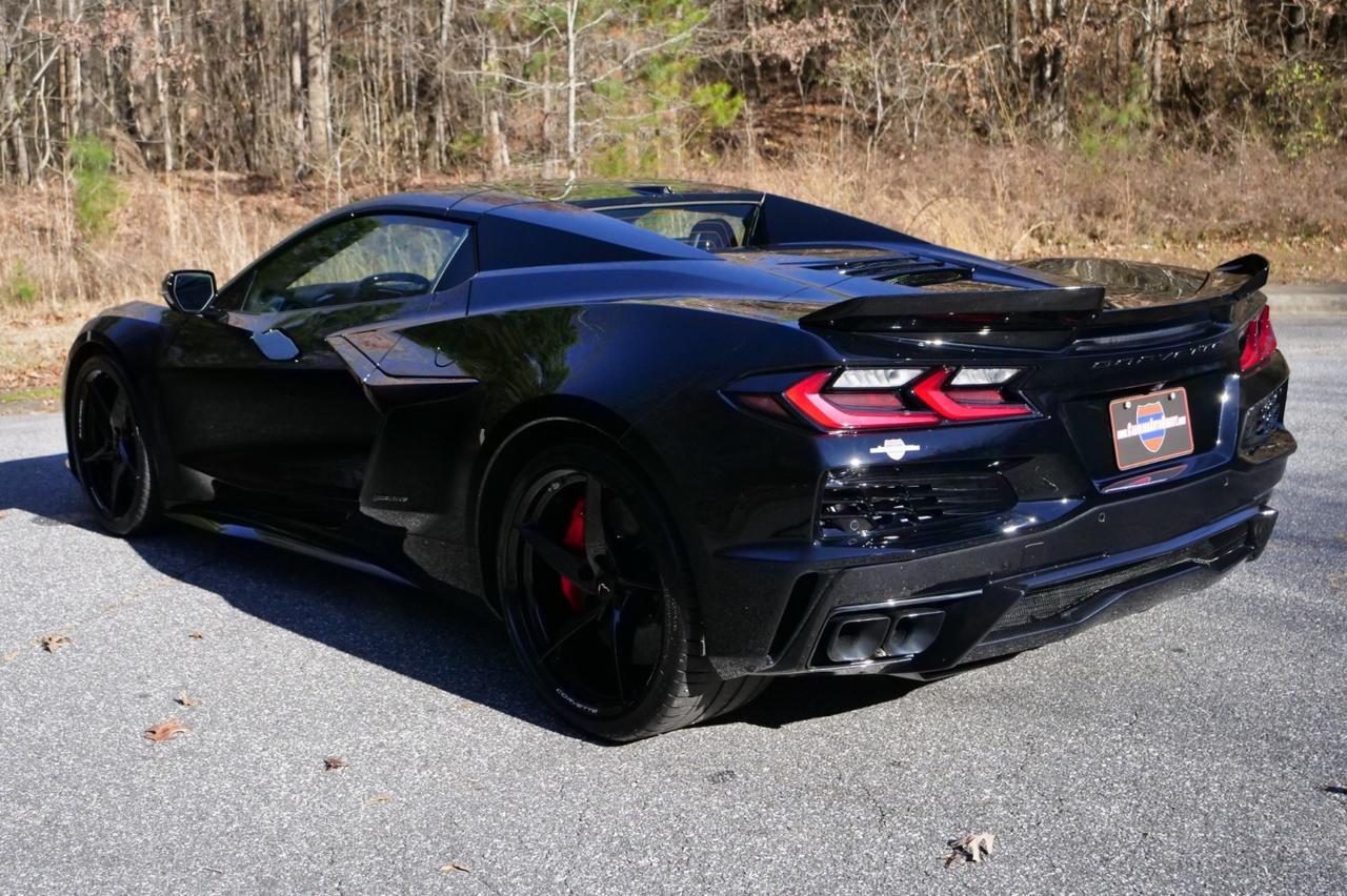2025 Chevrolet Corvette E-RAY Convertible 3LZ / Carbon Ceramic Brakes / AWD! Lincolnton NC