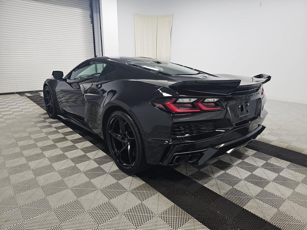 2025 Chevrolet Corvette E-Ray 1LZ Carbon Ceramic Brakes Head-Up Display Portland OR