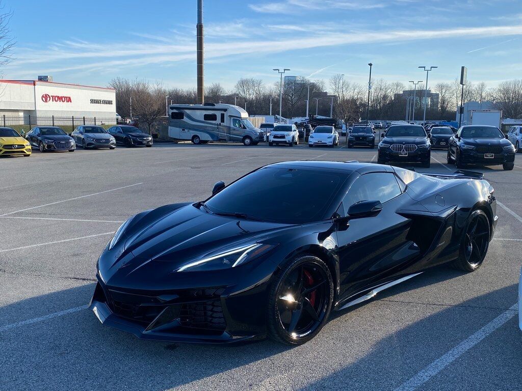 2025 Chevrolet Corvette E-Ray